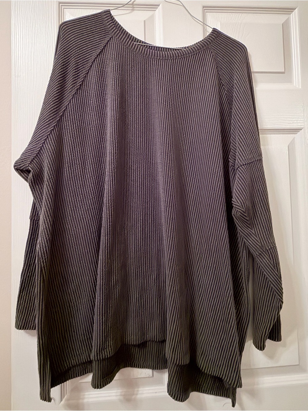 Maurices Ribbed Long Sleeve Tunic Top - Charcoal and Light Gray